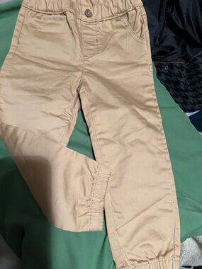 Kids Elastic-Waist Tan Jogger Pants